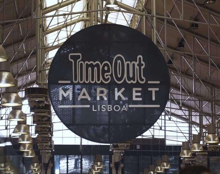 image of sign installation Peoria IL