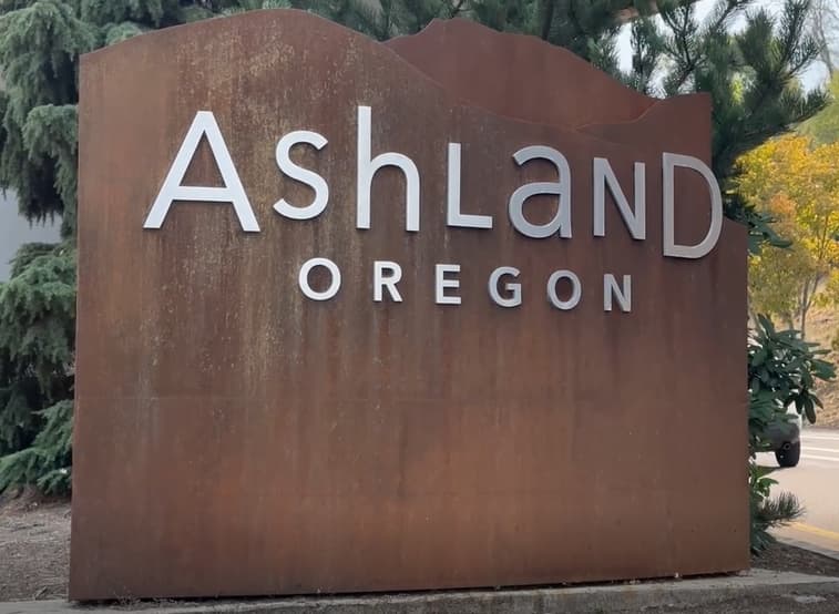 image of Banners Pekin